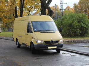Kravas mikroautobusa īre Rīgā