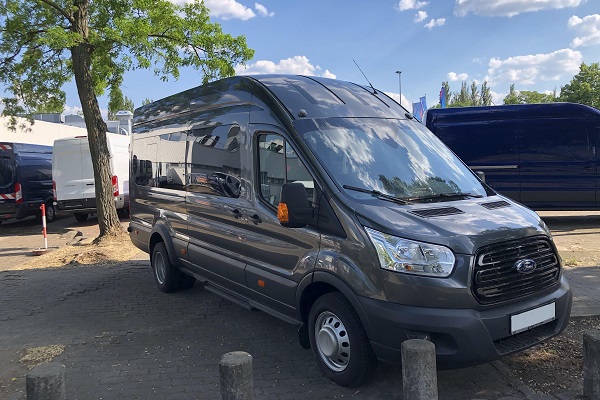 Ford Transit 17pax noma ar šoferi