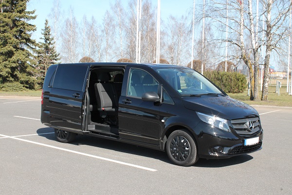 Mercedes Vito noma ar šoferi